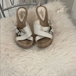 Hush puppies genuine leather White Heeled Sandals